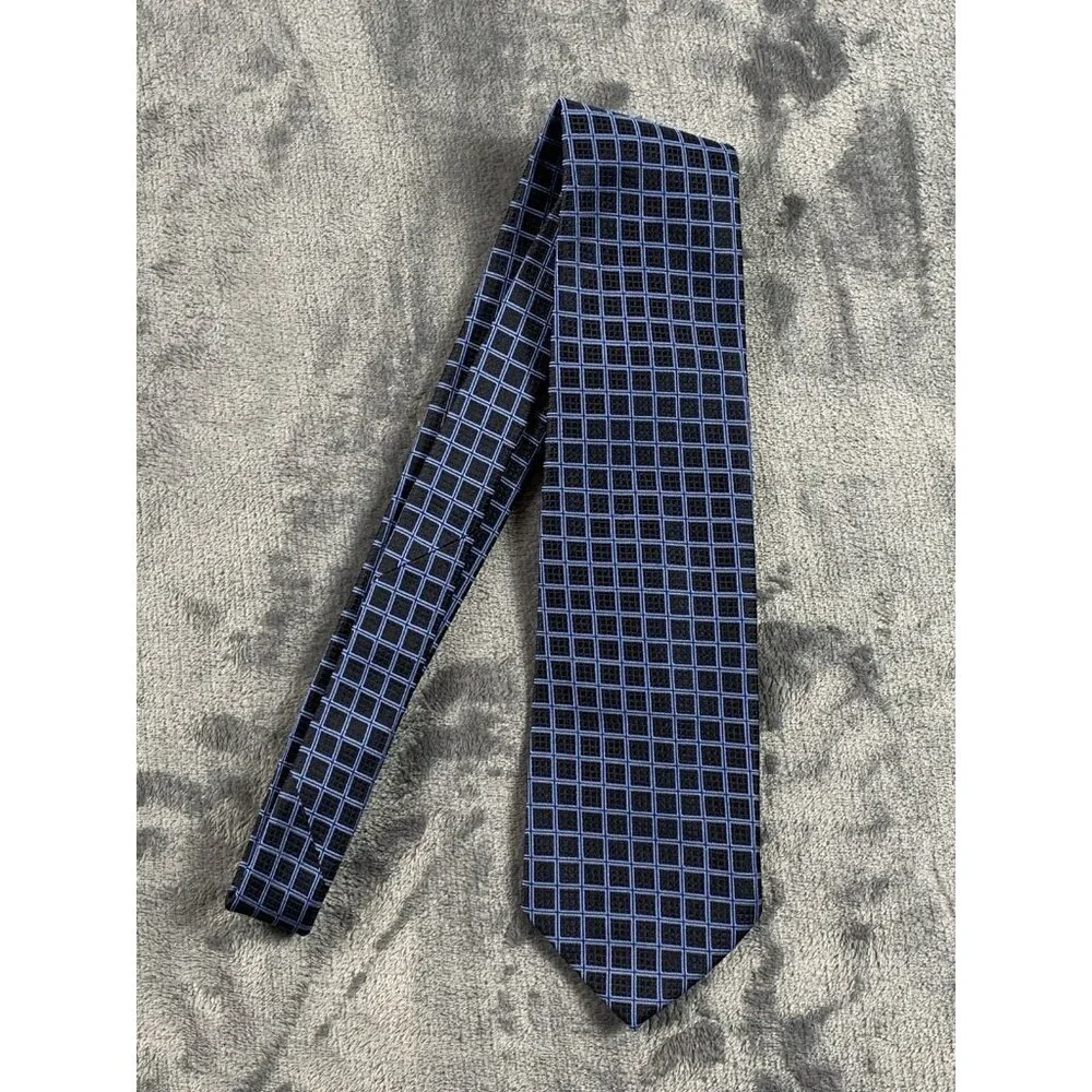 Christian Dior Men's Necktie Blue Black Textured Geometric All Polyester - Picture 1 of 3